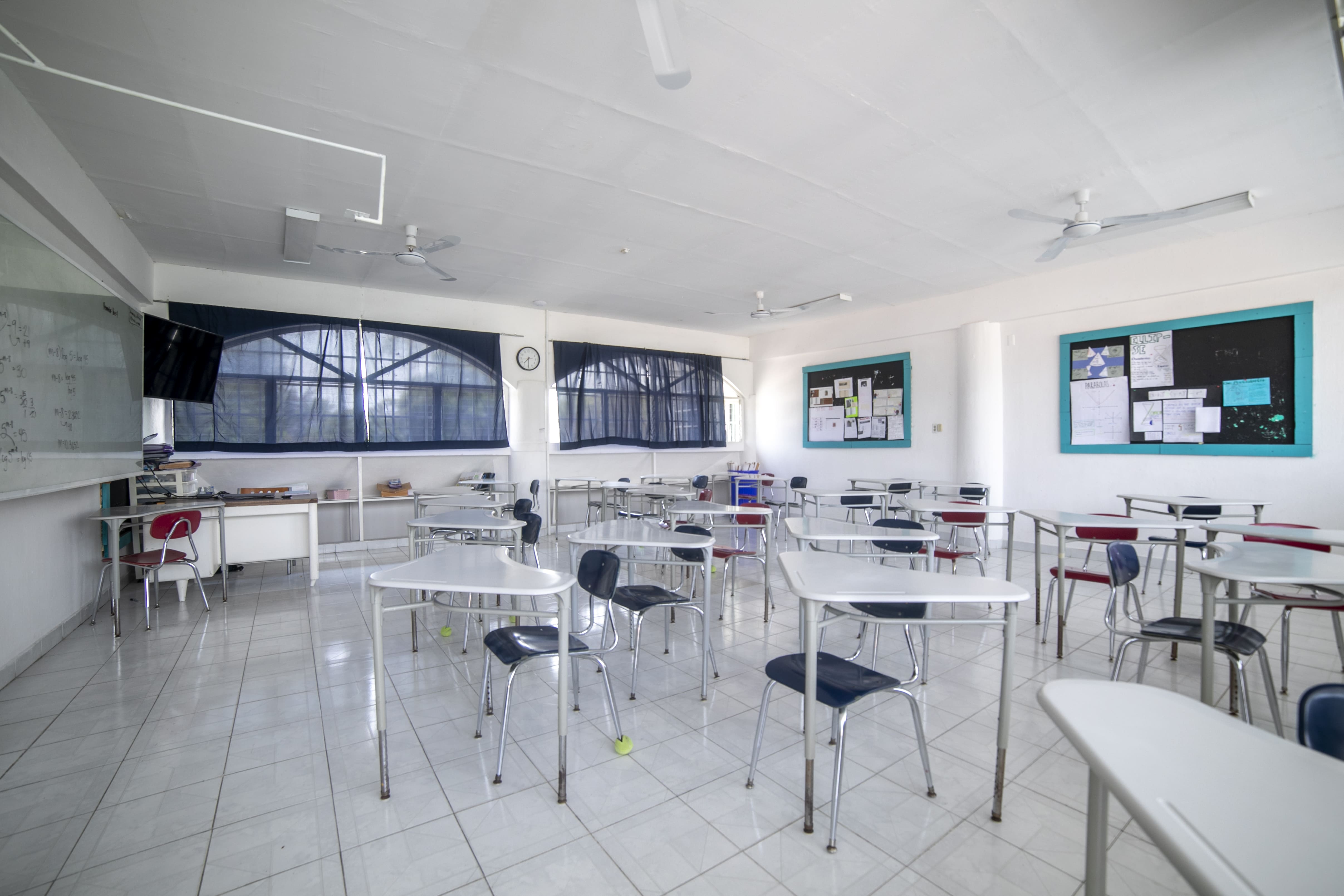 https://mail.americanschool.edu.mx/asfc/galerias/fotos-campus/6679a5c3d7fd9.jpg
