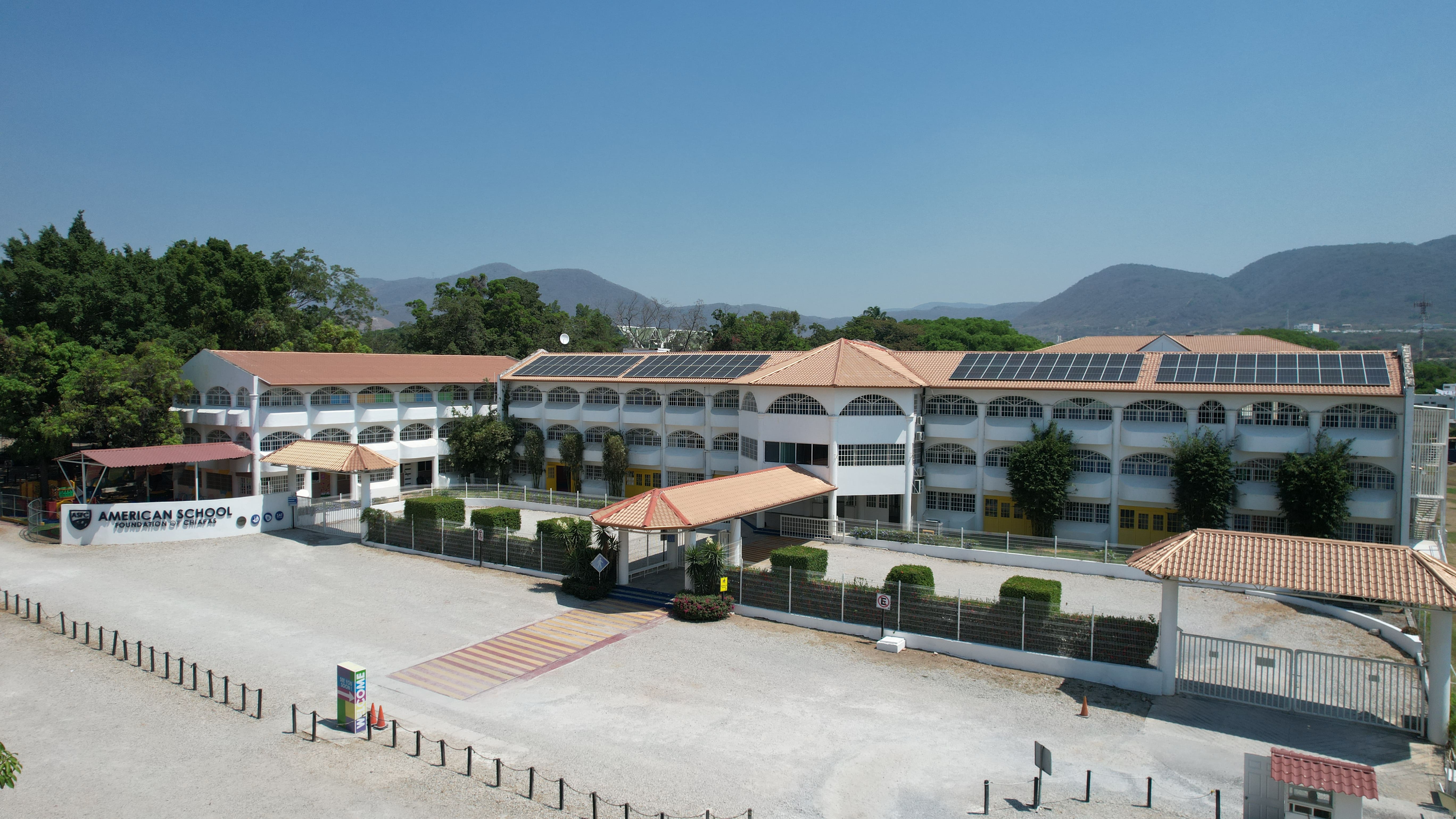 https://mail.americanschool.edu.mx/asfc/galerias/fotos-campus/6679a6504df63.jpg
